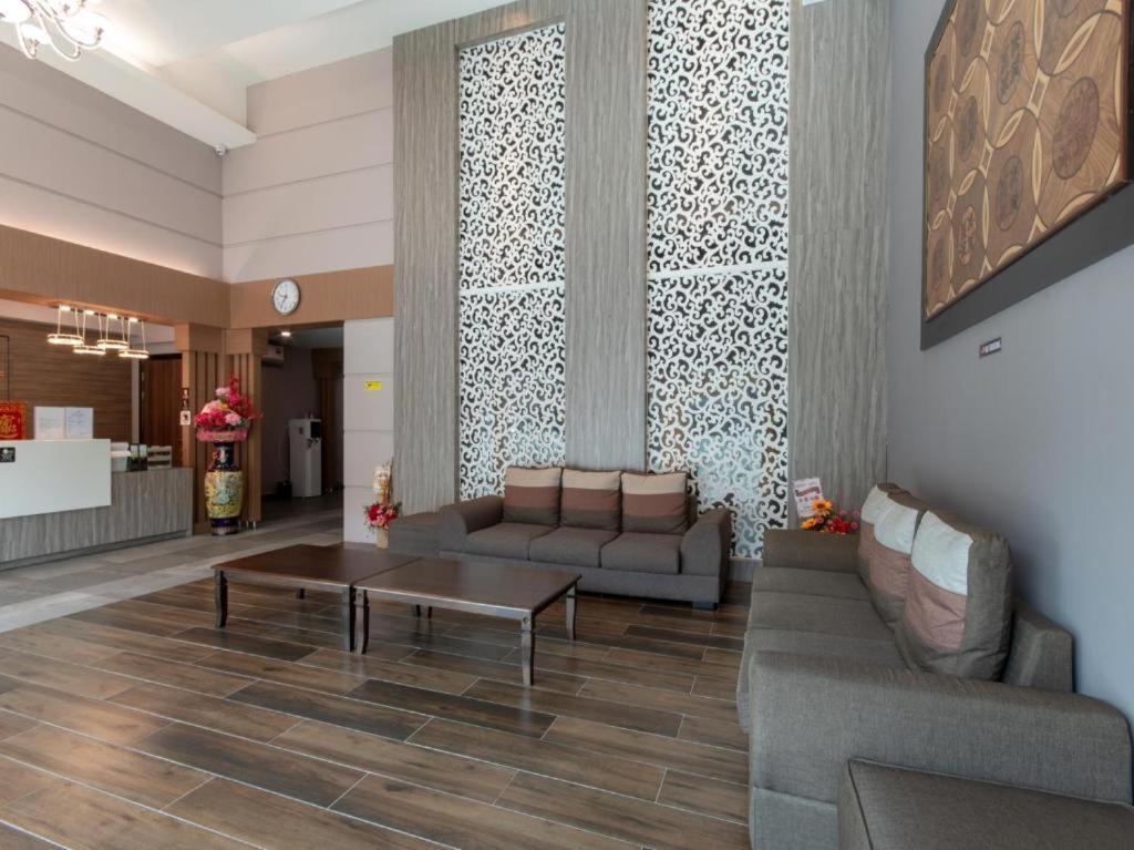 Regent Hotel Keningau Buitenkant foto